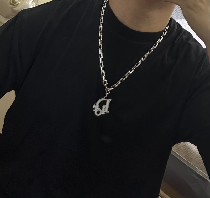 chr1st1an D10r necklaces